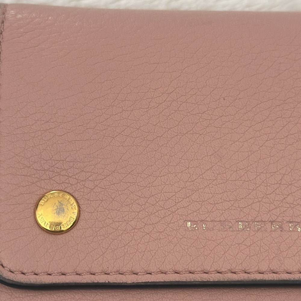 GUC 🩷 Burberry compact trifold wallet - Picture 7 of 10